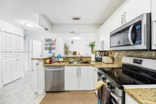 4736 NW 114th Ave, Doral, FL 33178 - Photo 12