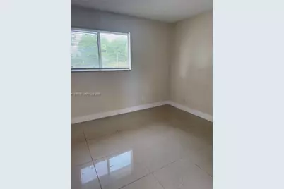 3425 NW 44th St #103, Oakland Park, FL 33309 - Photo 10