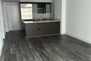 500 Brickell Ave, Miami, FL 33131 - Photo 2