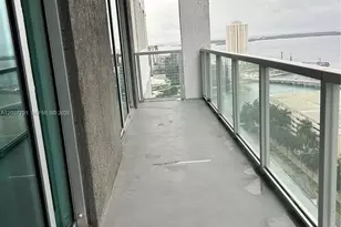 500 Brickell Ave, Miami, FL 33131 - Photo 8