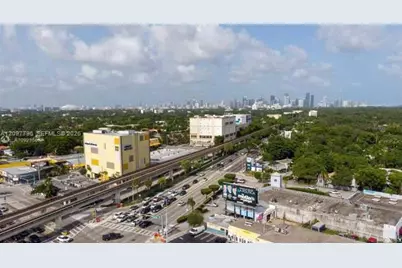 2740 SW 28th Ter #403, Coconut Grove, FL 33133 - Photo 20