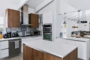 330 Glenridge Rd, Key Biscayne, FL 33149 - Photo 6