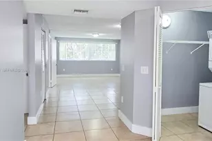 6065 NW 186th St, Hialeah, FL 33015 - Photo 10
