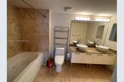 41 SE 5th St #1714, Miami, FL 33131 - Photo 10