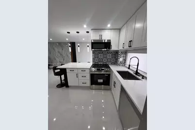 17021 N Bay Rd #814, Sunny Isles Beach, FL 33160 - Photo 2