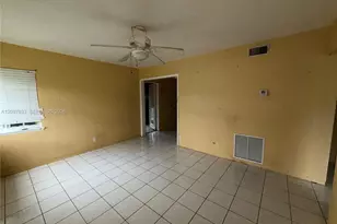 2703 Hayes St, Hollywood, FL 33020 - Photo 4
