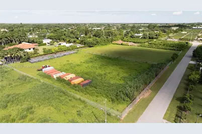 23280 SW 209th Pl, Homestead, FL 33031 - Photo 2
