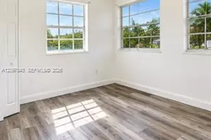 1812 NW 22nd Ave, Miami, FL 33125 - Photo 4