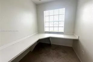 4304 SW 131st Ln, Miramar, FL 33027 - Photo 8