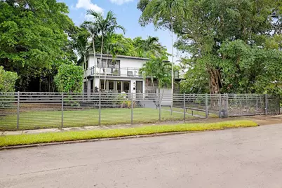 1210 NE 89th St, Miami, FL 33138 - Photo 18