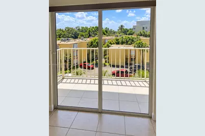2475 NW 16th St Rd #513, Miami, FL 33125 - Photo 6