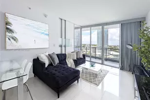 92 SW 3rd St, Miami, FL 33130 - Photo 6