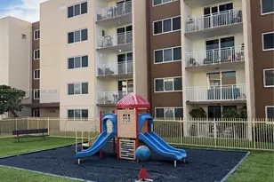 6930 Miami Gardens Dr, Hialeah, FL 33015 - Photo 26
