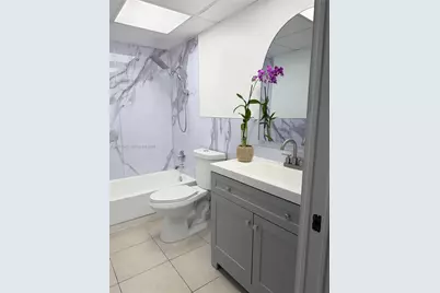 6930 Miami Gardens Dr #1-103, Hialeah, FL 33015 - Photo 14