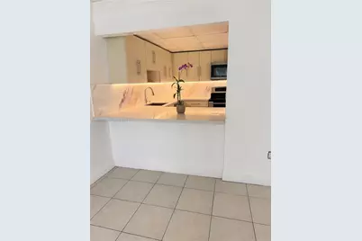6930 Miami Gardens Dr #1-103, Hialeah, FL 33015 - Photo 2