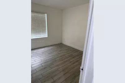 1152 NW 29th Ter, Miami, FL 33127 - Photo 14