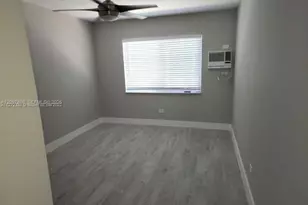 8035 Byron Ave, Miami Beach, FL 33141 - Photo 14