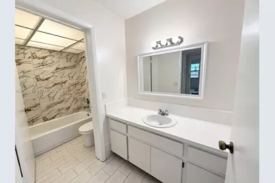 525 NW 72nd Ave #507, Miami, FL 33126 - Photo 4