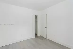 7021 NW 4th Ct, Miami, FL 33150 - Photo 10