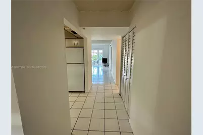 3051 NW 46th Ave #203, Lauderdale Lakes, FL 33313 - Photo 4