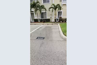 5931 Glasgow Way #5931, Tamarac, FL 33321 - Photo 18