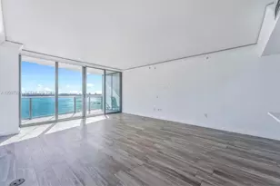 460 NE 28th St, Miami, FL 33137 - Photo 2
