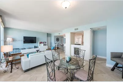 90 Alton Rd #PH3309, Miami Beach, FL 33139 - Photo 4