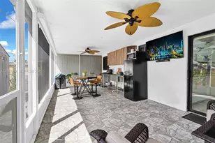 2730 W 60th Pl, Hialeah, FL 33016 - Photo 22