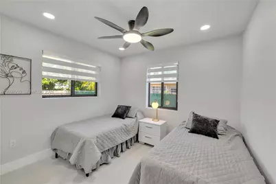 6021 SW 19th St, Miami, FL 33155 - Photo 8