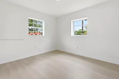 701 NW 176th Ter, Miami Gardens, FL 33169 - Photo 24