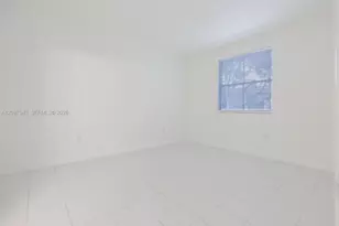 1663 SE 27th Dr, Homestead, FL 33035 - Photo 6