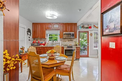 111 NW 24th Ave, Miami, FL 33125 - Photo 8