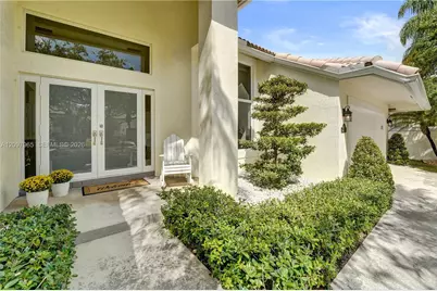 2649 Miller Ct, Weston, FL 33332 - Photo 6