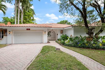 1320 Alhambra Cir, Coral Gables, FL 33134 - Photo 42