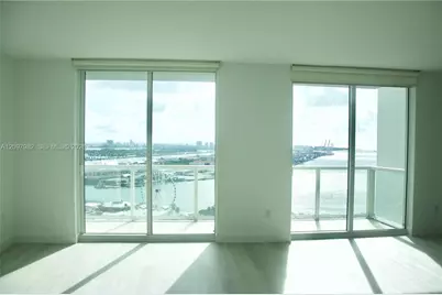 253 NE 2nd St #3007, Miami, FL 33132 - Photo 14