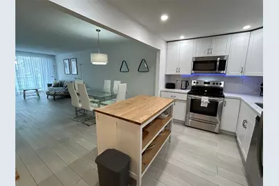19390 Collins Ave #118, Sunny Isles Beach, FL 33160 - Photo 2