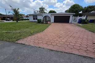 8516 Beekman Dr, Miramar, FL 33025 - Photo 10