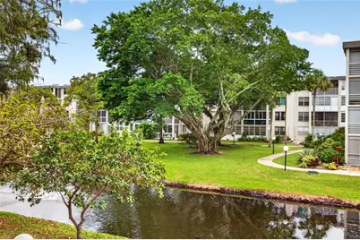 4898 NW 29th Ct #201, Lauderdale Lakes, FL 33313 - Photo 10