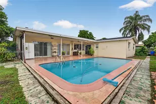 8480 NW 24th Ct, Sunrise, FL 33322 - Photo 40