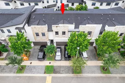 8110 NW 104th Ct, Doral, FL 33178 - Photo 22