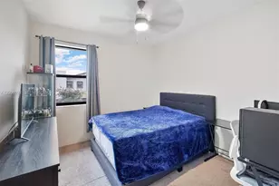 8110 NW 104th Ct, Doral, FL 33178 - Photo 12