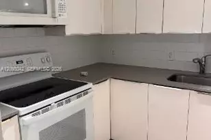 5940 SW 7th St, Miami, FL 33144 - Photo 10