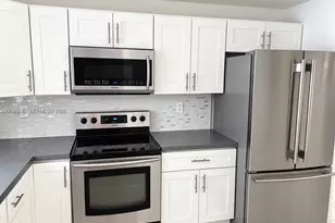 8981 SW 57th Terrace, Miami, FL 33173 - Photo 6