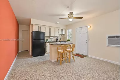 7248 NW 3rd St, Miami, FL 33126 - Photo 6