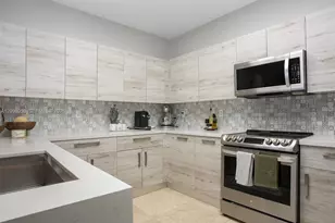 11480 NW 81st Terrace, Doral, FL 33178 - Photo 12
