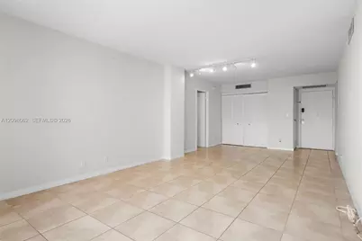 3401 N Country Club Dr #519, Aventura, FL 33180 - Photo 10