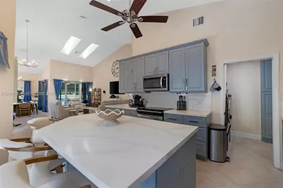 4107 Carriage Dr #K1, Pompano Beach, FL 33069 - Photo 14