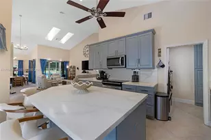 4107 Carriage Dr, Pompano Beach, FL 33069 - Photo 14