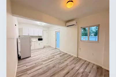 840 N 70th Way #0, Hollywood, FL 33024 - Photo 4