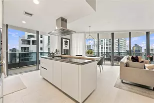 1000 Brickell Plaza, Miami, FL 33131 - Photo 6